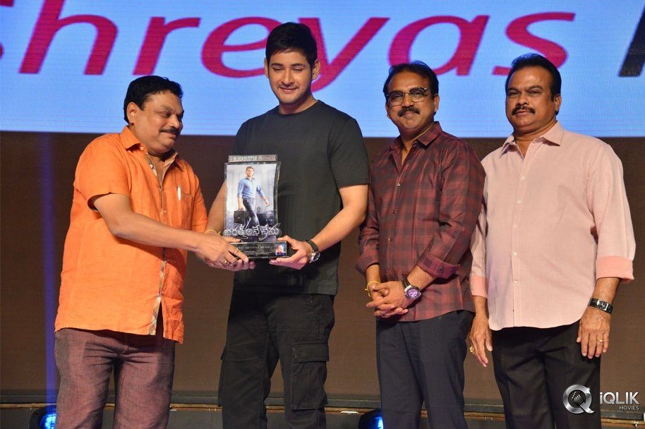 Bharat-Ane-Nenu-Movie-Block-Buster-Celebrations